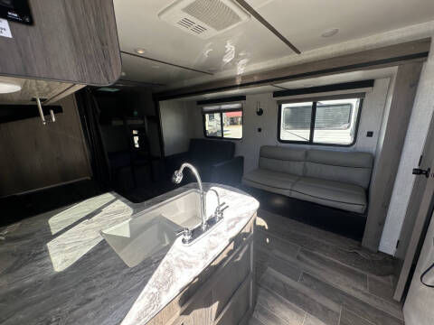 2021 Gulfstream Enlighten