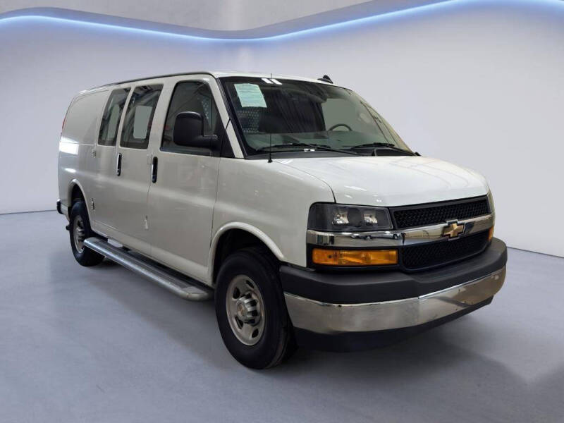 2024 Chevrolet Express 2500