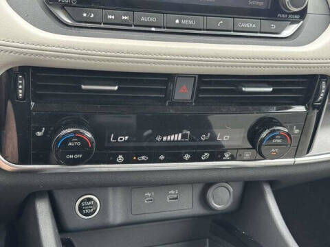 2022 Nissan Rogue SV