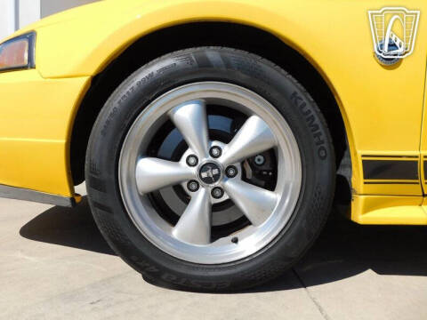 2004 Ford Mustang Mach 1 Premium