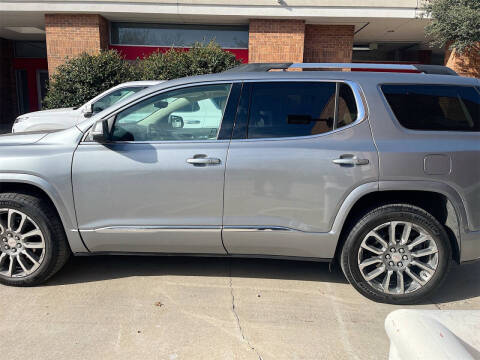 2023 GMC Acadia Denali