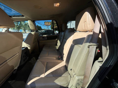2011 Ford Expedition XLT