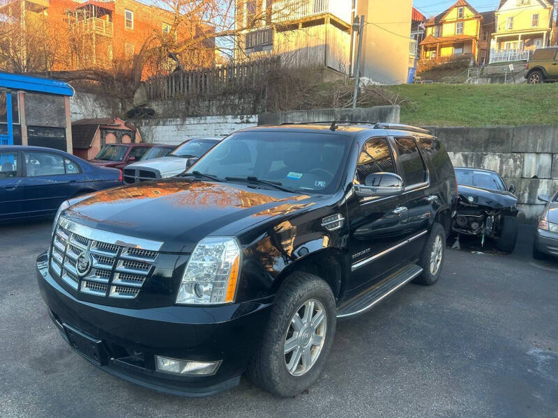 2011 Cadillac Escalade Luxury