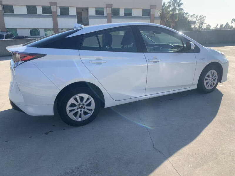 2017 Toyota Prius One