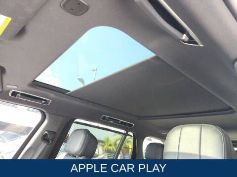 2023 Land Rover Range Rover P530 SE LWB