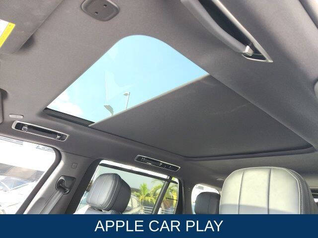 2023 Land Rover Range Rover P530 SE LWB