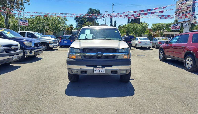 2004 Chevrolet Silverado 2500HD for sale at EXPRESS CREDIT MOTORS in San Jose CA