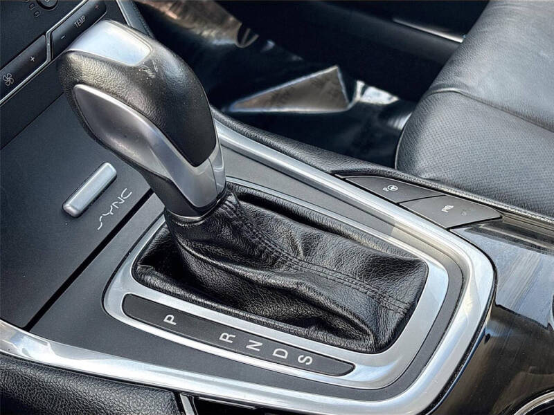 2016 Ford Edge Titanium