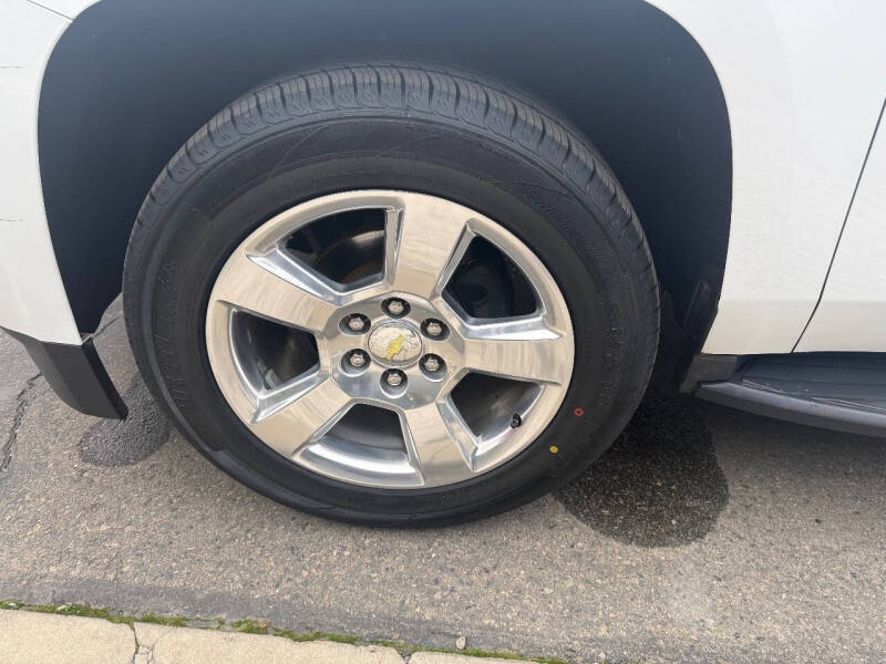 2015 Chevrolet Suburban LT