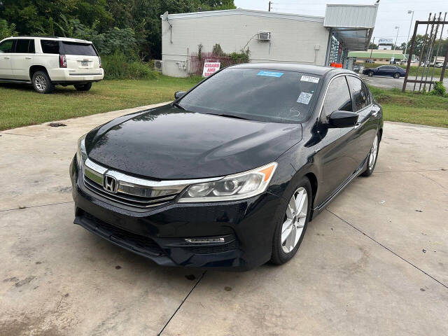 2017 Honda Accord for sale at BARRETT & SONS in Milledgeville, GA