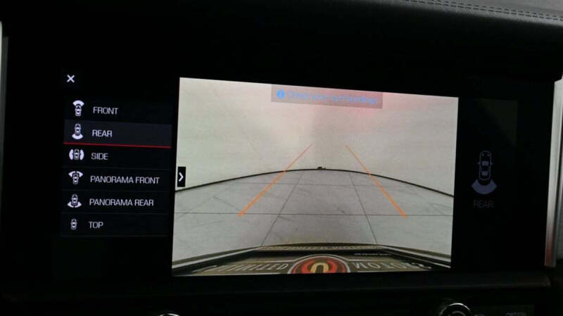 2021 Porsche Macan Turbo