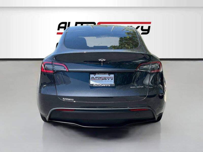 2025 Tesla Model Y Long Range
