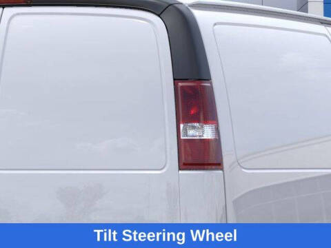 2025 Chevrolet Express 2500