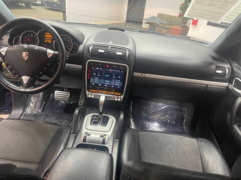 2008 Porsche Cayenne GTS