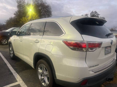 2016 Toyota Highlander Hybrid Limited Platinum