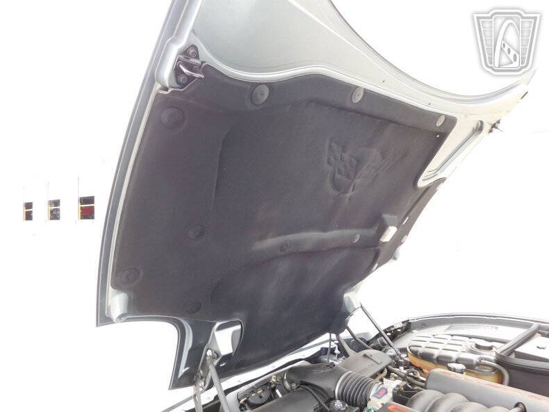 2004 Chevrolet Corvette