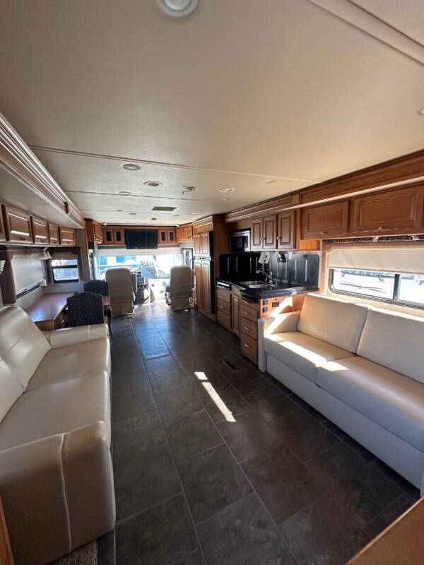 2010 Winnebago JOURNEY 40L