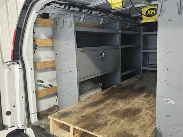 2020 GMC Savana 2500