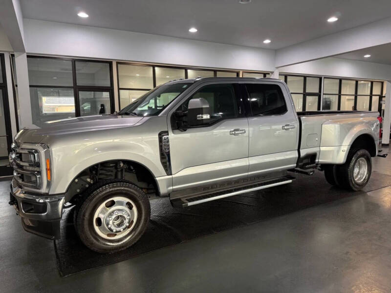2023 Ford F-350 Super Duty Lariat