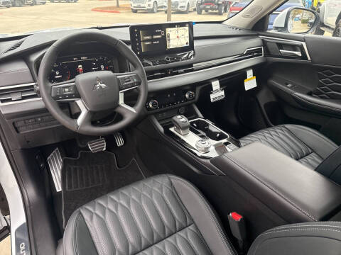 2026 Mitsubishi Outlander SEL