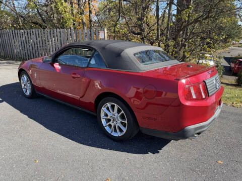 2011 Ford Mustang V6