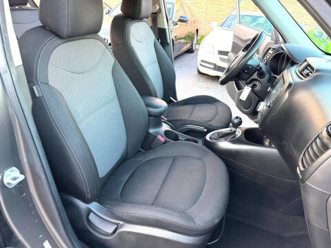 2019 Kia Soul +