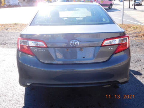 2012 Toyota Camry LE