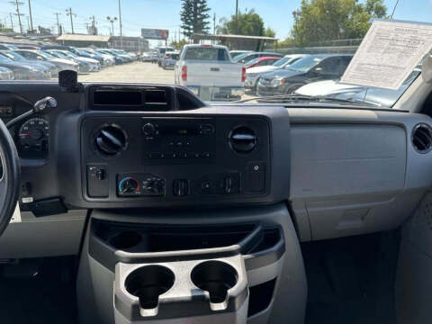 2013 Ford E-Series E-150