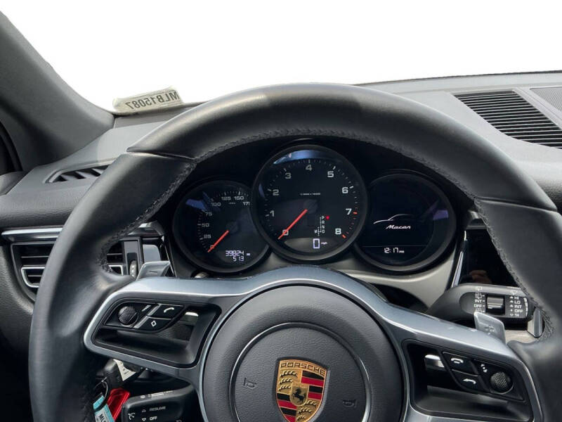 2021 Porsche Macan