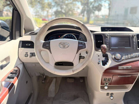 2011 Toyota Sienna XLE 8-Passenger