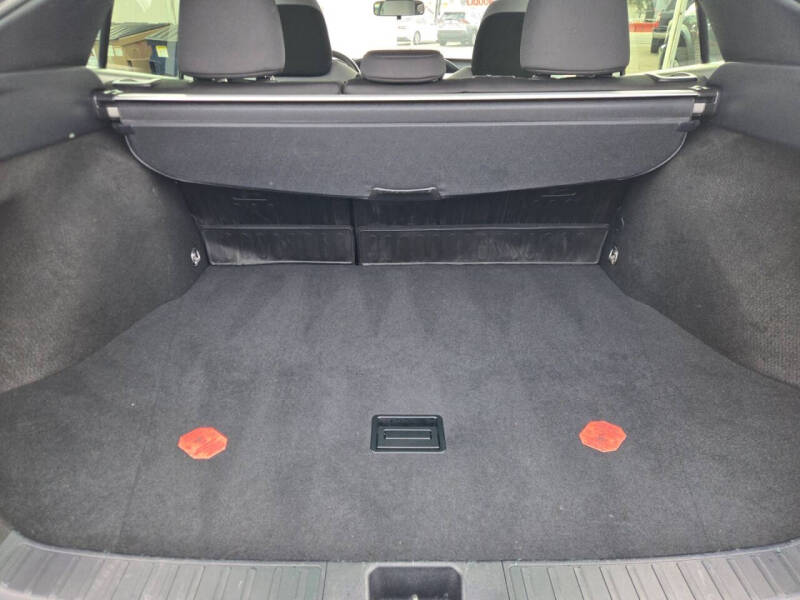 2019 Toyota Prius LE AWD-e