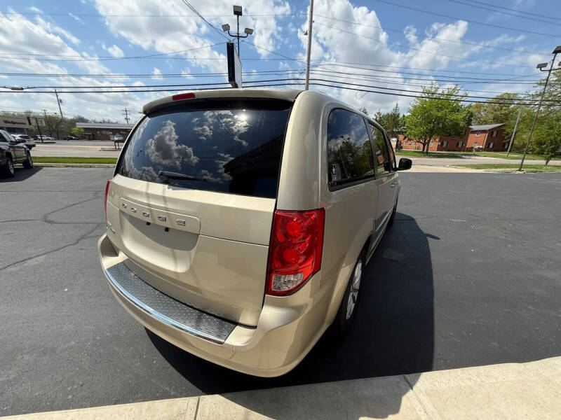 2013 Dodge Grand Caravan SXT