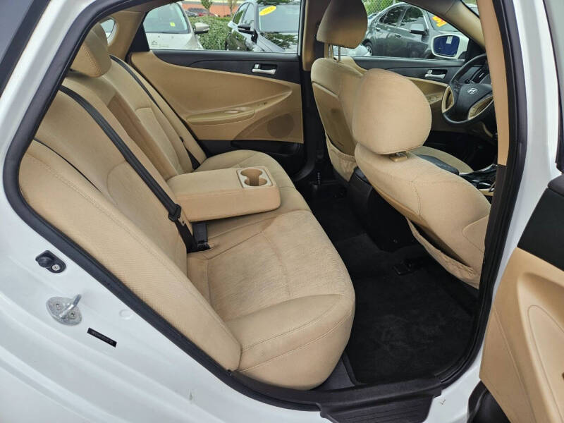 2012 Hyundai Sonata GLS