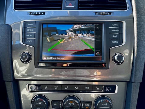 2016 Volkswagen e-Golf SE