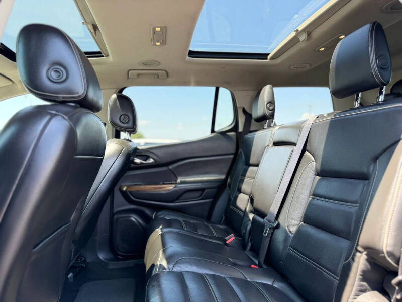 2017 GMC Acadia Denali