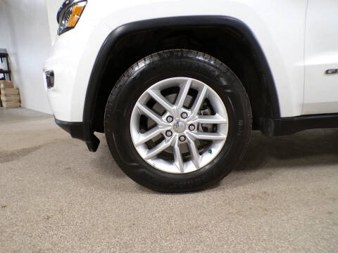 2017 Jeep Grand Cherokee Laredo