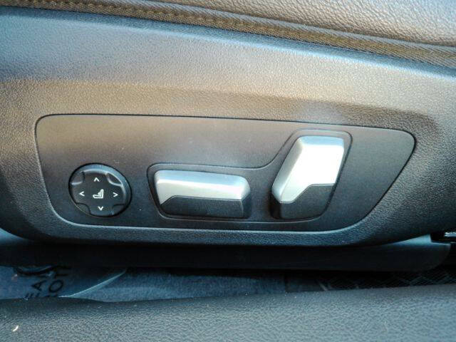 2024 BMW 3 Series 330i