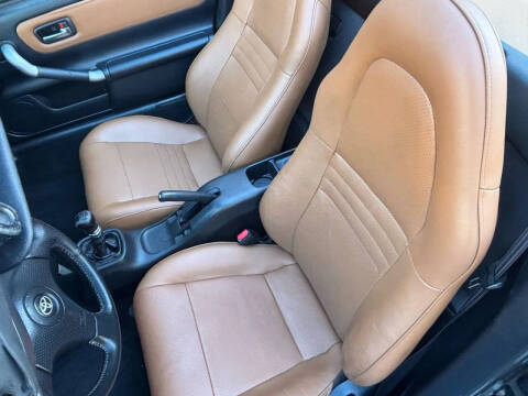 2002 Toyota MR2 Spyder