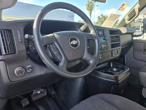 2018 Chevrolet Express 2500