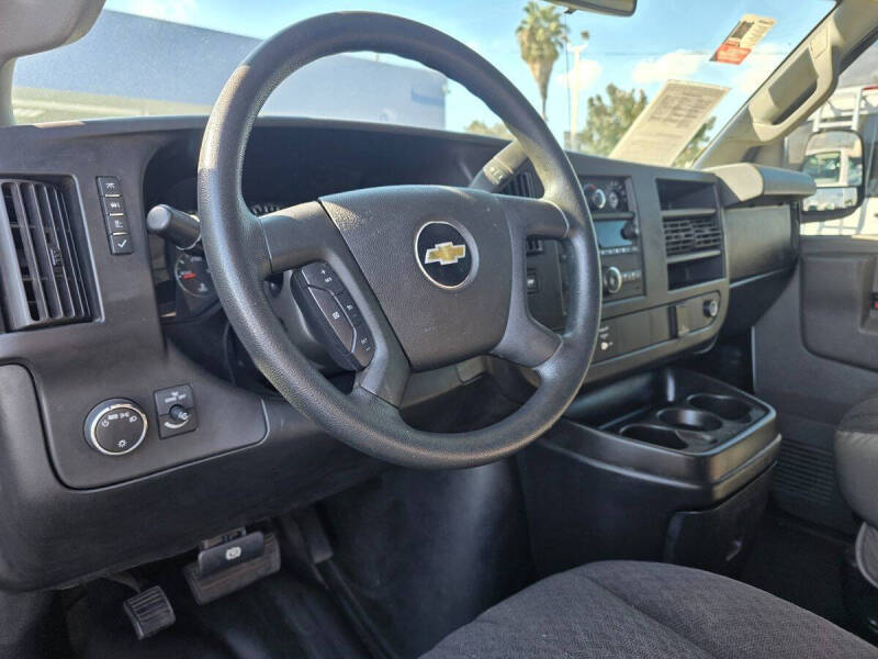 2018 Chevrolet Express 2500