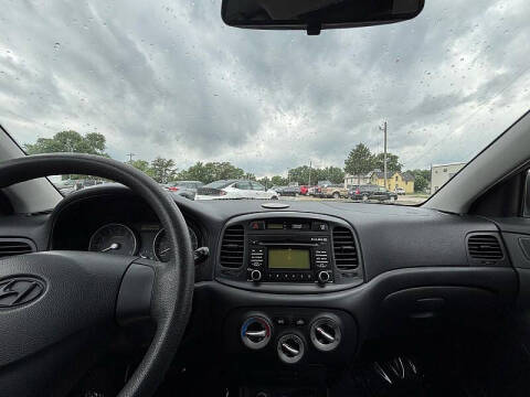 2009 Hyundai Accent GS