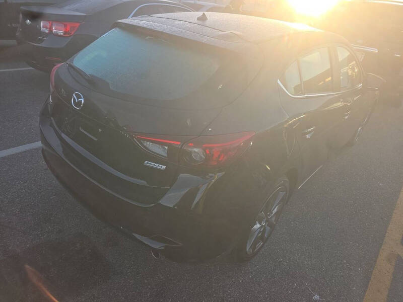 2018 Mazda MAZDA3 Touring