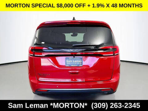 2026 Chrysler Pacifica Select