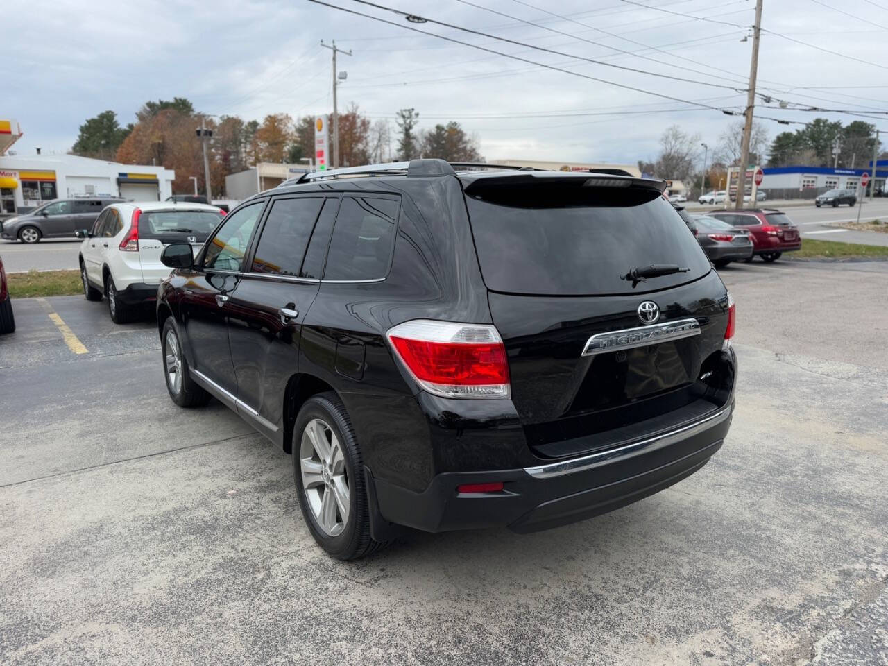 2012 Toyota Highlander for sale at Nutfield Petroleum in Londonderry, NH