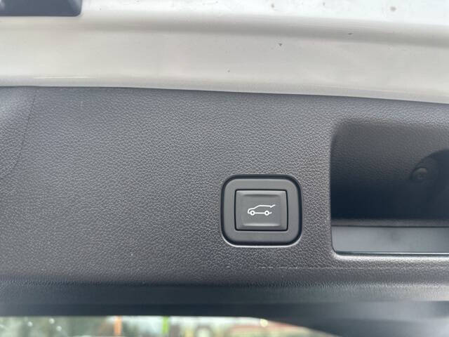 2026 Chevrolet Equinox EV LT 2