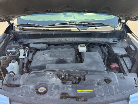 2017 Nissan Pathfinder SV