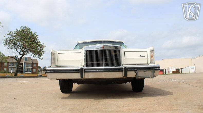 1982 Lincoln Mark VI