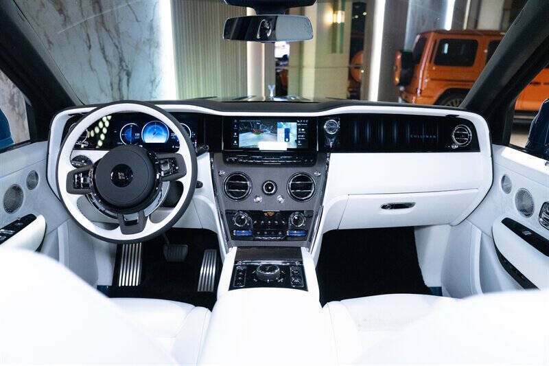 2027 Rolls-Royce Cullinan