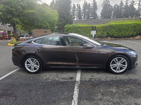 2014 Tesla Model S 85