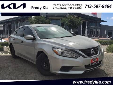2017 Nissan Altima for sale at FREDY USED CAR SALES in Houston TX
